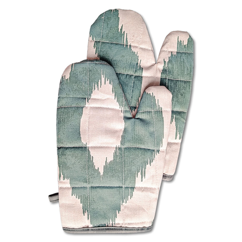 Relaxsit Heat Resistant Kitchen Oven Gloves or mitt set (Pack of 2) and glove plus potholder (set of 2) Printed chef's gloves with reinforced web guard plus cotton