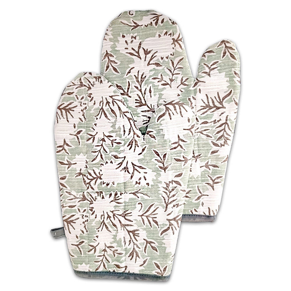 Relaxsit Heat Resistant Kitchen Oven Gloves or mitt set (Pack of 2) and glove plus potholder (set of 2) Printed chef's gloves with reinforced web guard plus cotton