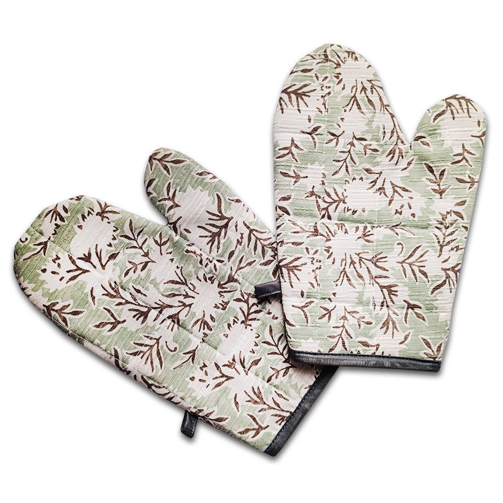 Relaxsit Heat Resistant Kitchen Oven Gloves or mitt set (Pack of 2) and glove plus potholder (set of 2) Printed chef's gloves with reinforced web guard plus cotton