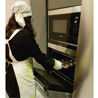 Kitchenware Oven Gloves, Cap & Apron Set