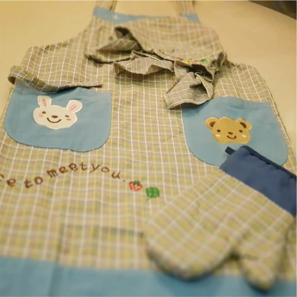 Kitchenware Oven Gloves, Cap & Apron Set