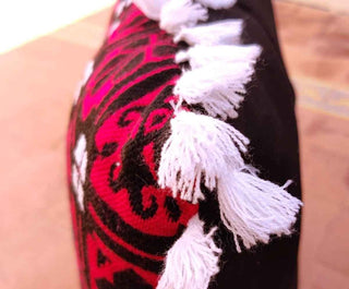 Traditional Floor Filled Cushion Acrylic & polyester Inclusive of filing case size 26 x 26" Relaxsit