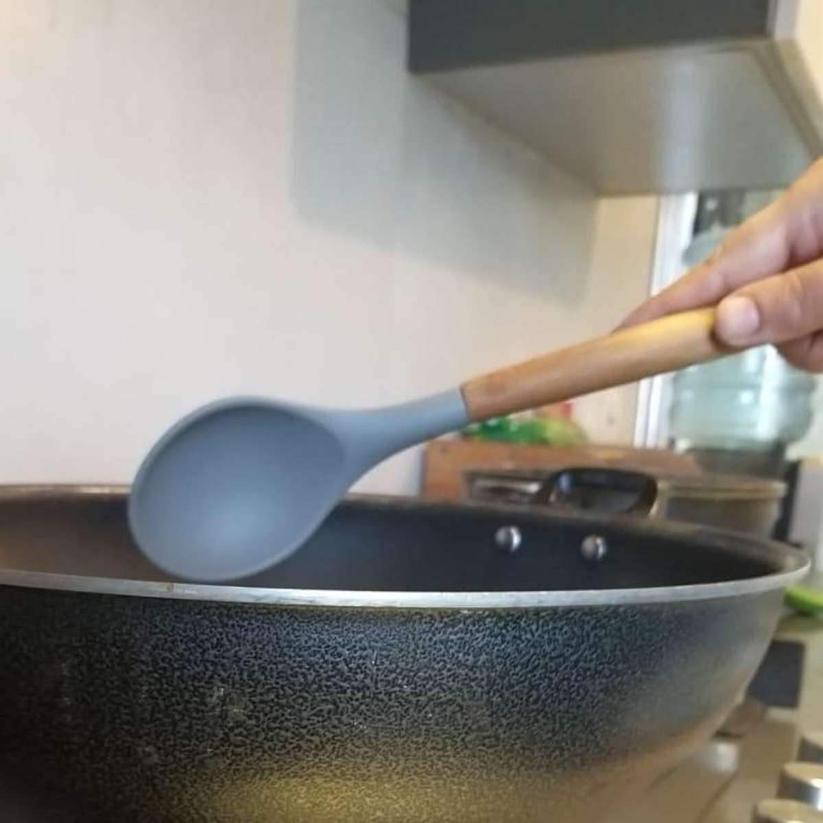 Silicone Cooking Spoon - Bamboo Handle Cooking Spoon - Relaxsit