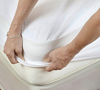 Relaxsit Waterproof Mattress Protector Cover King Queen and single size options Fitted with 12" side pils stretchable Relaxsit