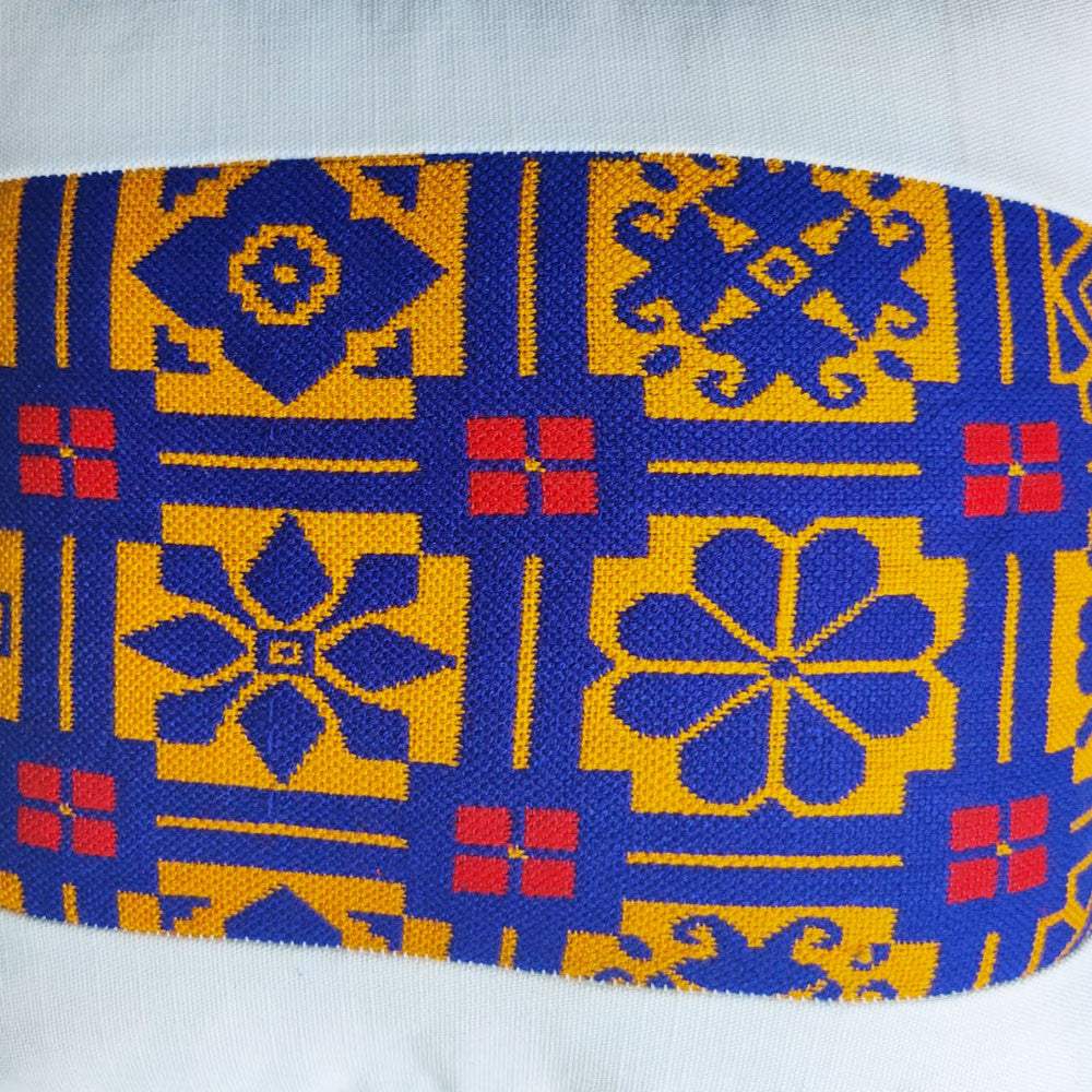 Sofa Cushion, Throw Pillow, traditional cushion 18 x 18" Cover - Relaxsit