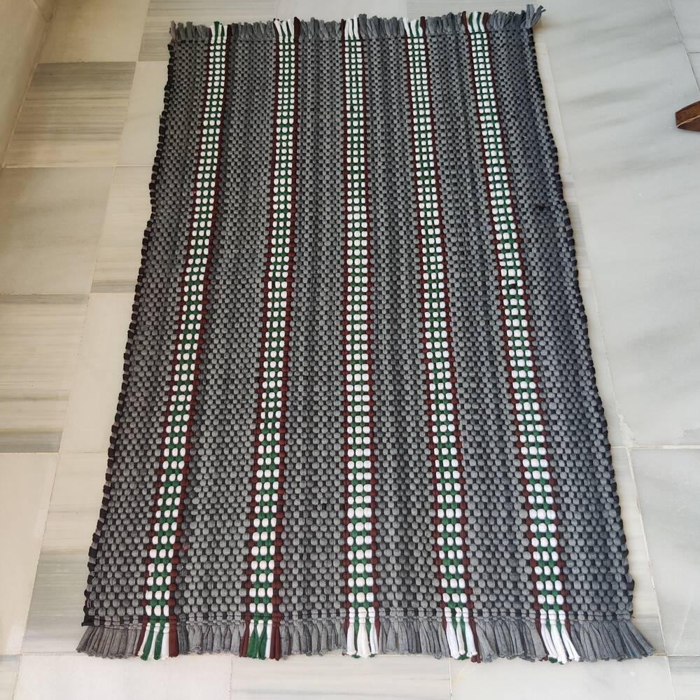 Bunti Handmade Rugs & Mat 4' x 6' feet