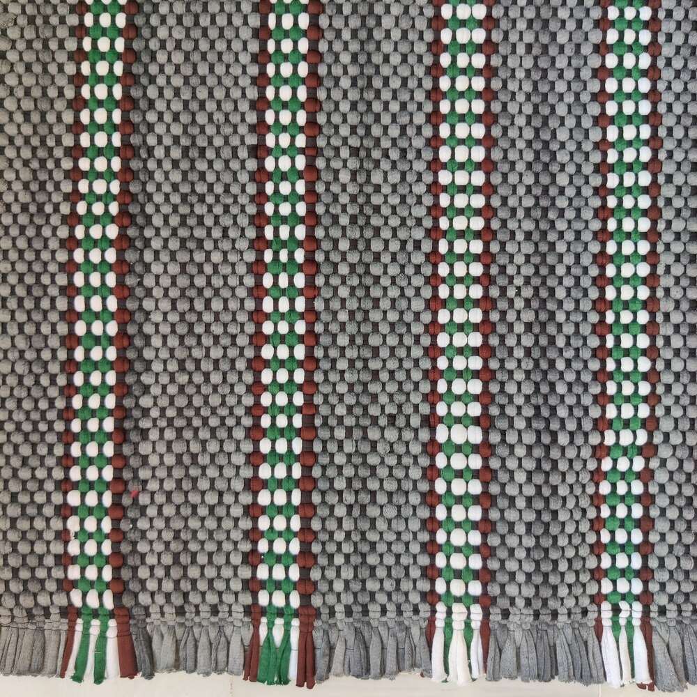 Bunti Handmade Rugs & Mat 4' x 6' feet