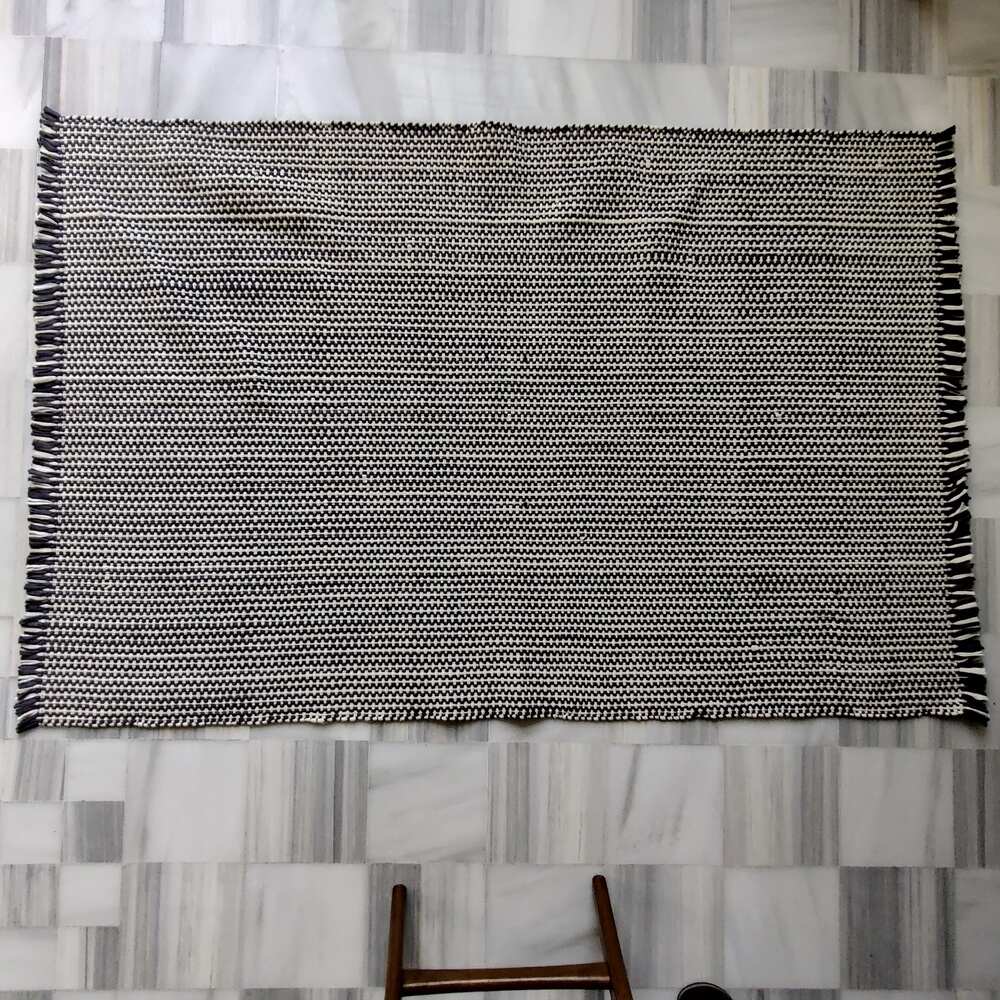 Bunti Handmade Rugs & Mat 4' x 6' feet