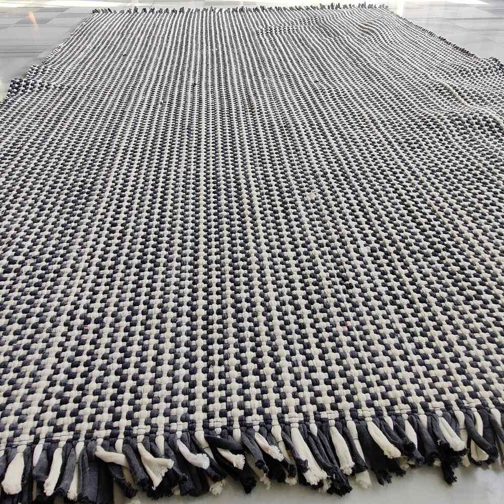 Bunti Handmade Rugs & Mat 4' x 6' feet