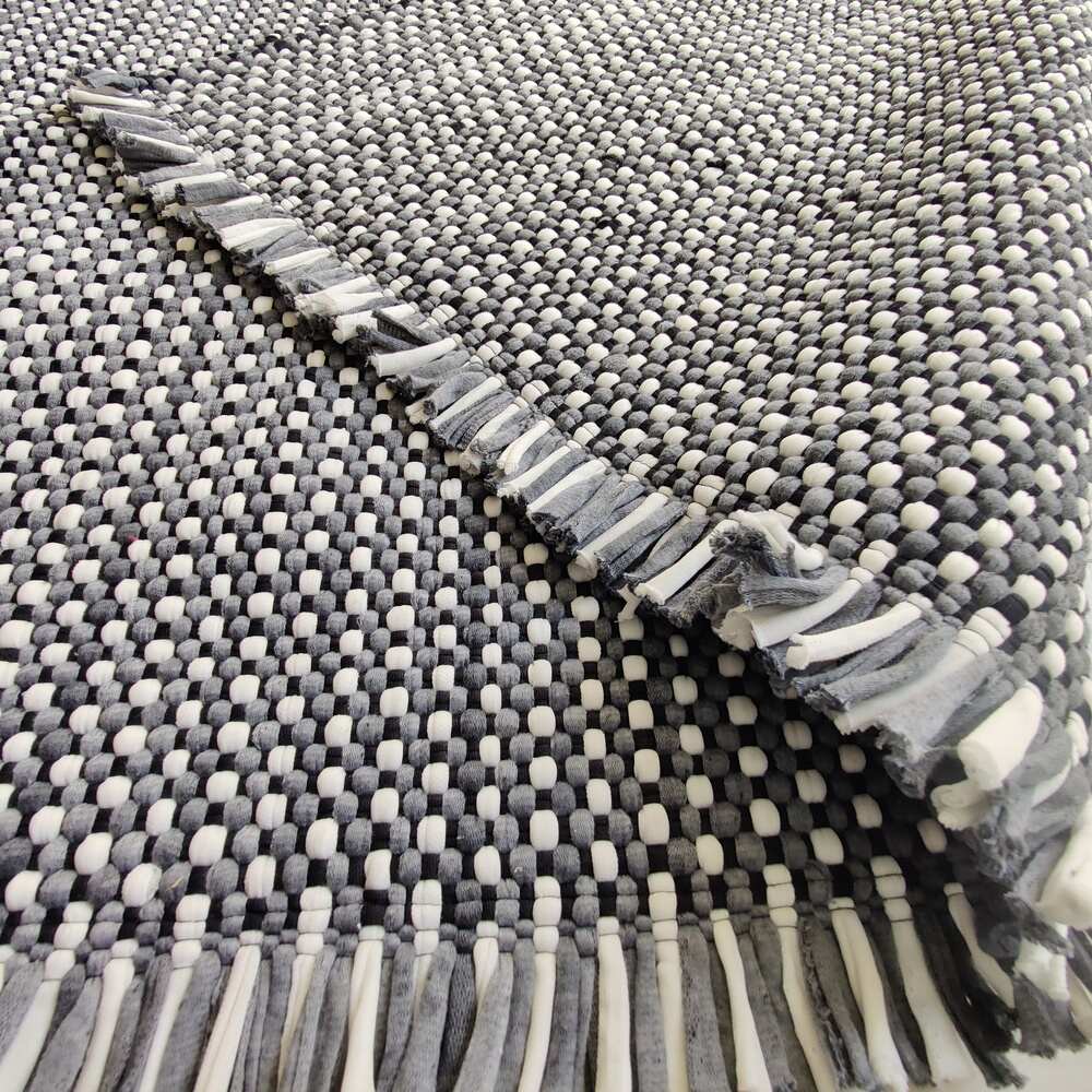 Bunti Handmade Rugs & Mat 4' x 6' feet